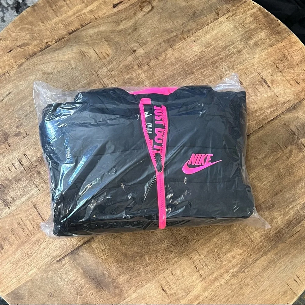 Girls black and pink parka puffer coat - Picture 2 of 5